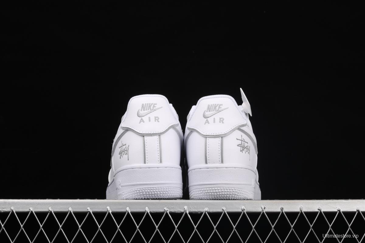 Stussy x Nike Air Force 1 Low Stussy co-named white dazzling color reflective low-top casual board shoes BQ6246-019