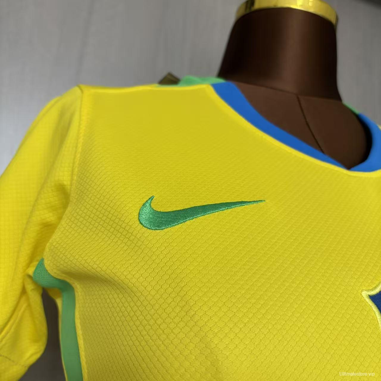25/26 Women Brazil Home Jersey